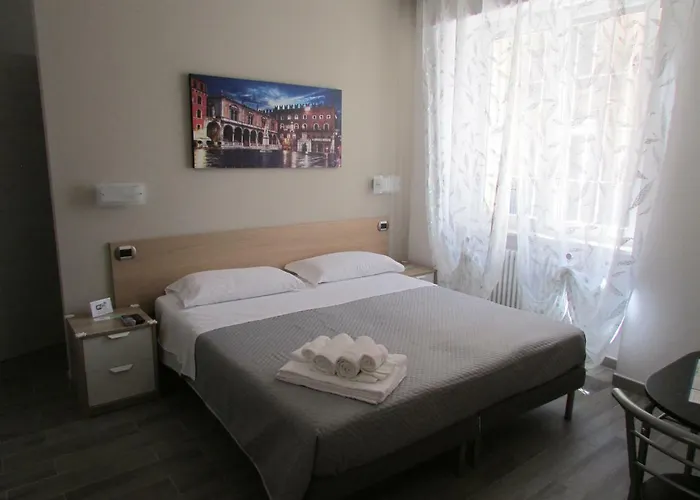 게스트하우스 In 4*